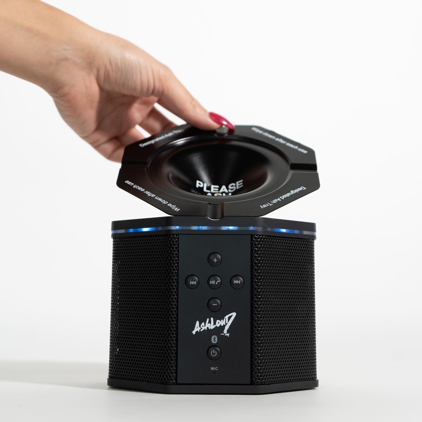 AshLoud V.1 "Ashtray Speaker" Black/Gold dish